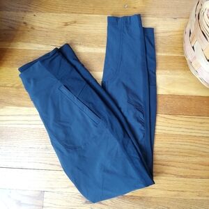 Athleta Womens Black Yogo Workout Leggings Size 4 With Pockets